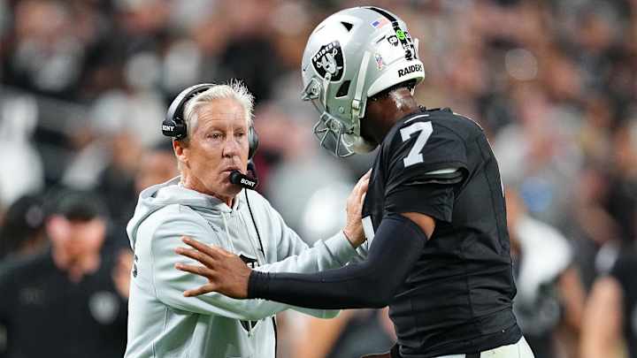Las Vegas Raiders 3-round mock draft: It's never too soon to replace Geno Smith