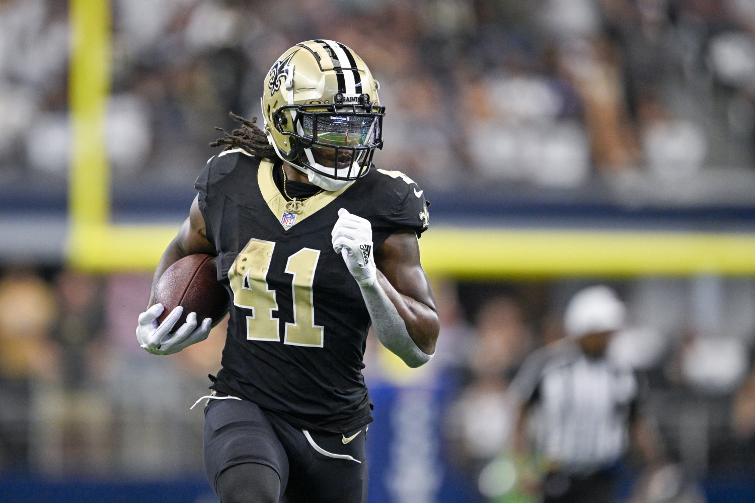 Saints' Alvin Kamara Can Make NFL History Vs. Falcons