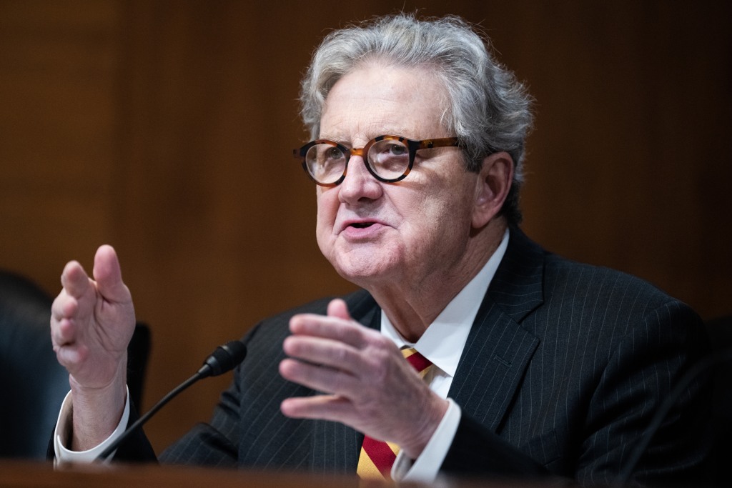 How John Kennedy’s Surprise Appearance Flipped the Script on Hillary Clinton