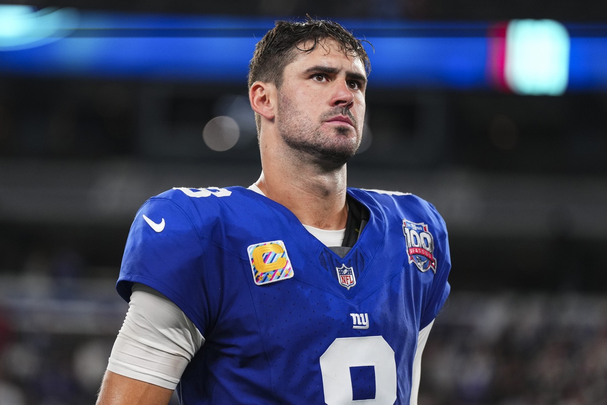 NFL Legend Jon Batiste Unexpectedly Defends Daniel Jones Amid Intense Backlash: “What’s Happening to Daniel Jones Is an Injustice to Football” – His Statement Immediately Sends Colts Nation Into an Uproar