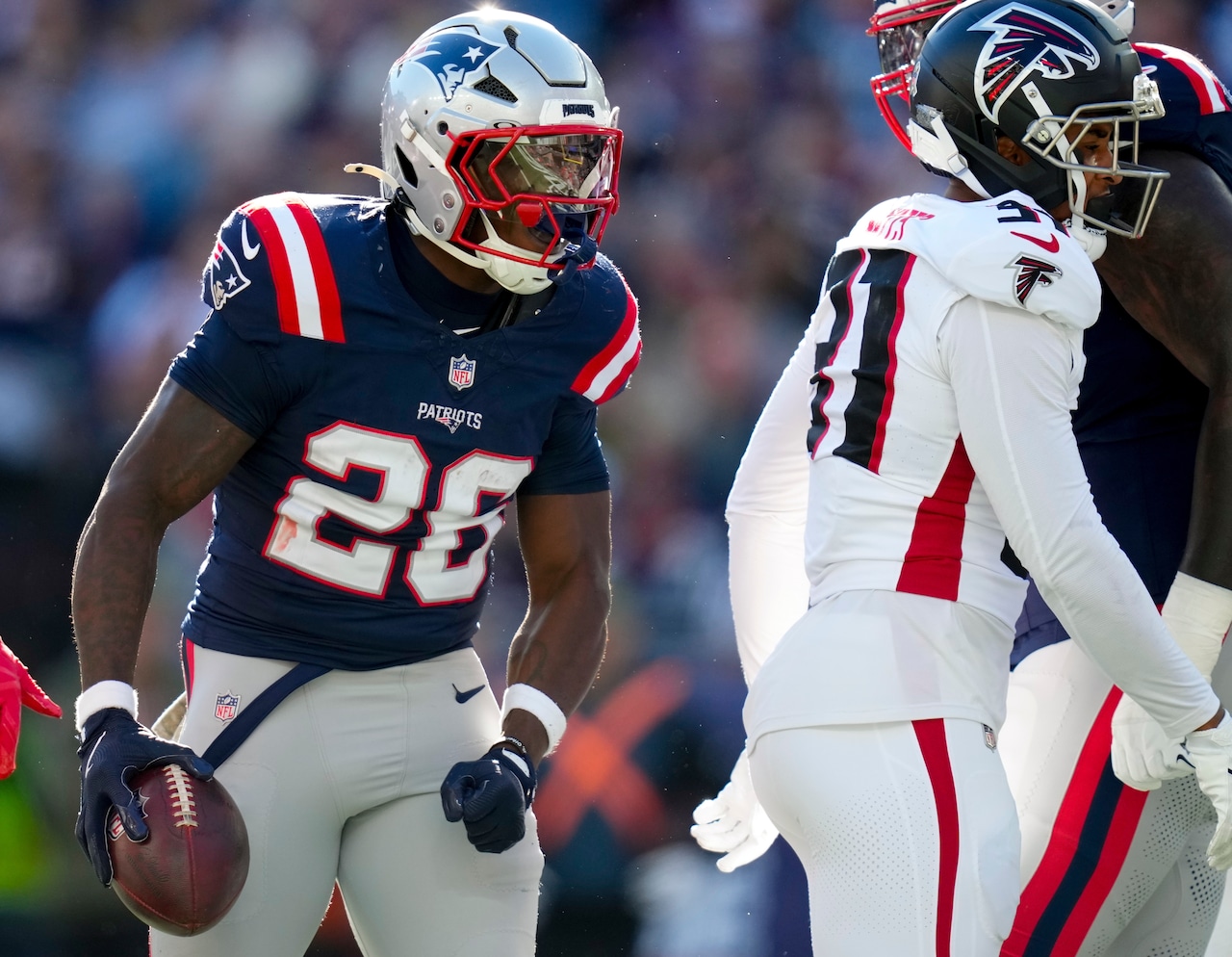 Is Terrell Jennings Playing Tonight? Patriots’ RB Depth Chart Impacted by Injury News