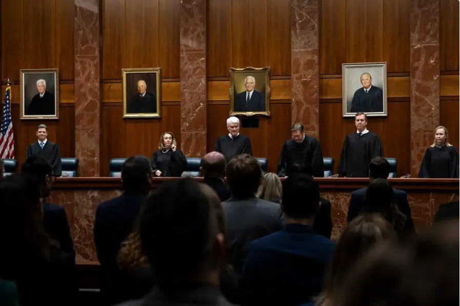 BUSTED: Reporters Caught Spying on Karoline Leavitt’s Closed Door Call With…