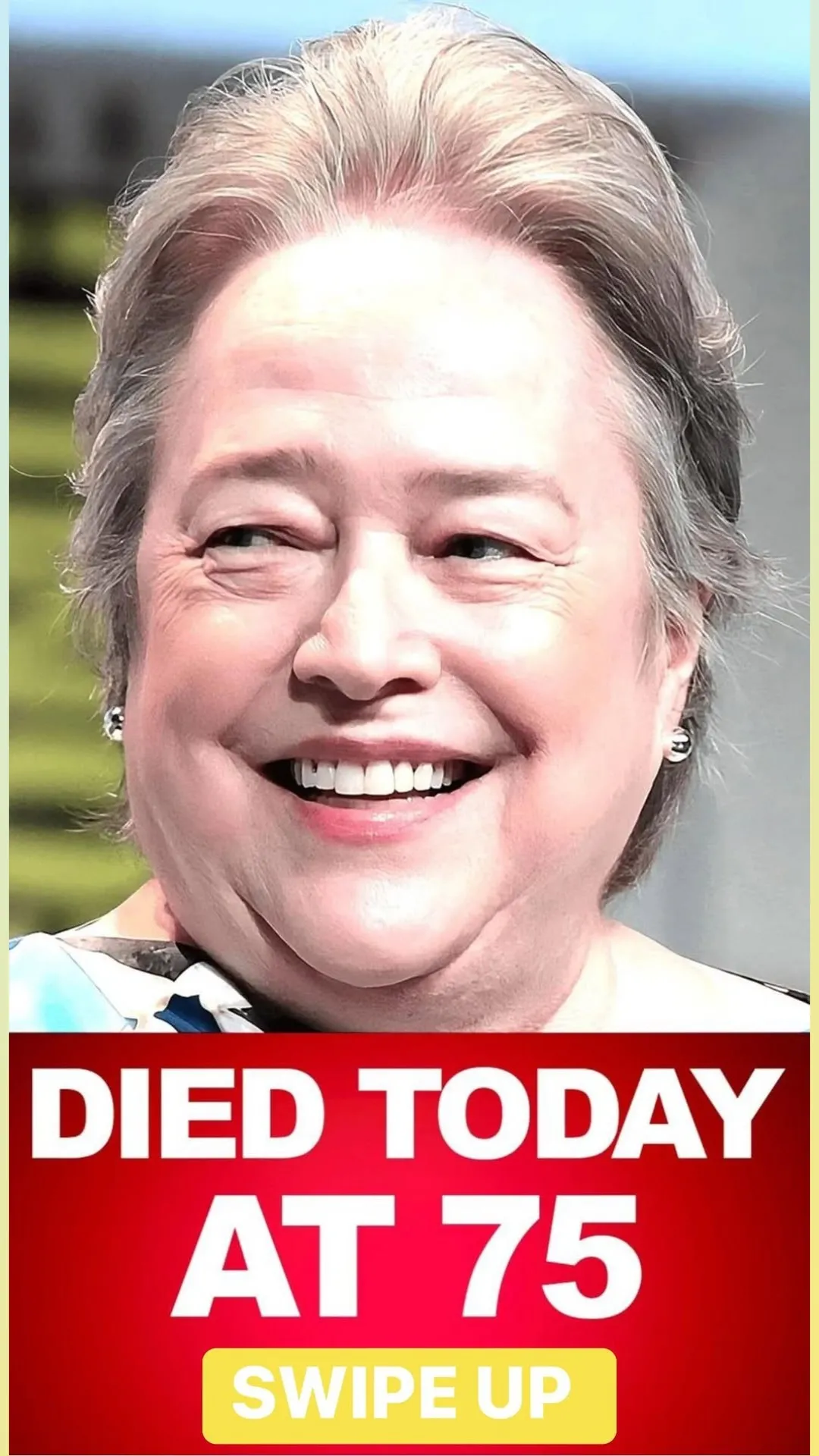 D20.11.The 52-year-old model showed how her monstrous curves look in a swimsuit