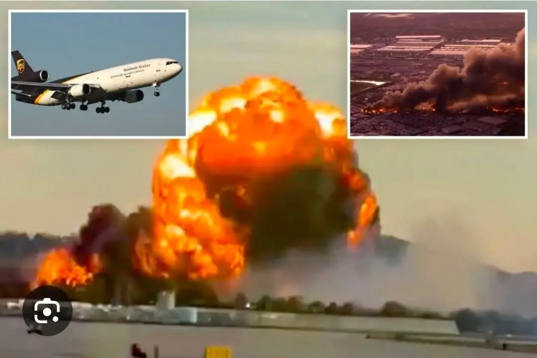 Sh0ck moment Boeing plane engine bursts into flames