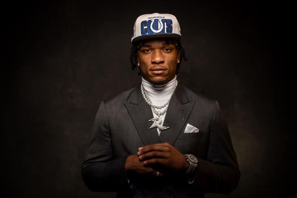 Colts Rookie Chooses Family Over Flash, Uses First NFL Paycheck to Buy Mom a Home