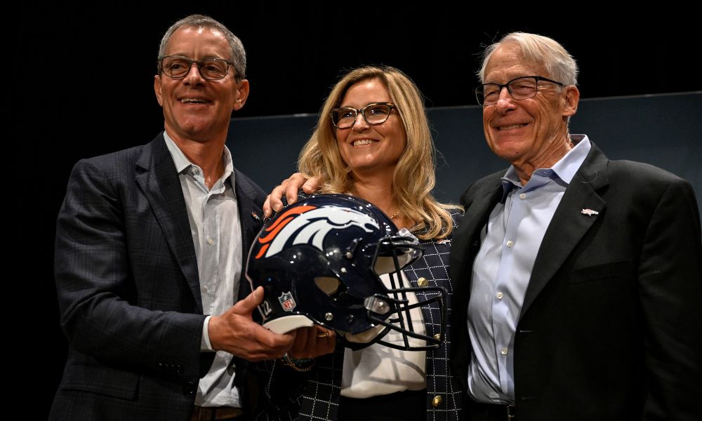 GOOD NEWS: Rob Walton and his family have announced a $5 ticket day at Empower Field at Mile High, giving thousands of low-income families the chance to see the Denver Broncos live for the first time… Fans are calling it the most generous gesture in the team’s history!