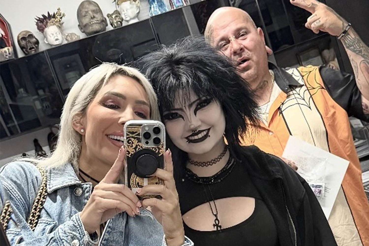 'Teen Mom''s Farrah Abraham Criticized for Letting Daughter Sophia, 16, Get Ear Gauges and Her Belly Button Pierced
