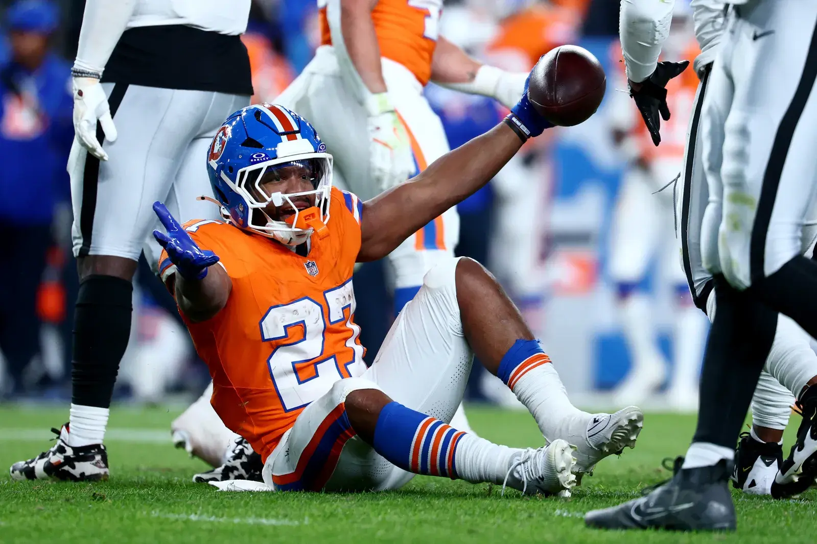 Broncos’ JK Dobbins Receives Brutal Injury Update Following Hip-Drop Tackle Incident