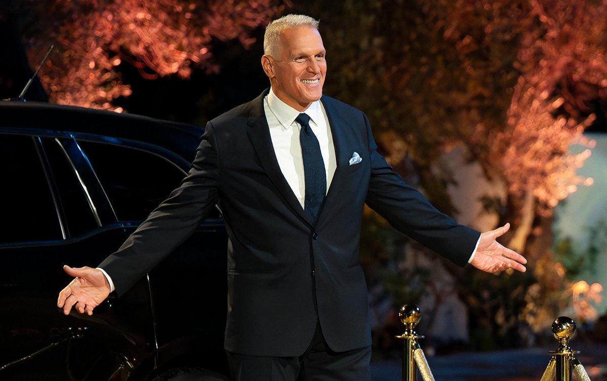 Mel Owens Picks Peg Munson, Gives Her ‘Commitment’ Ring Without Engagement on ‘Golden Bachelor’ Finale