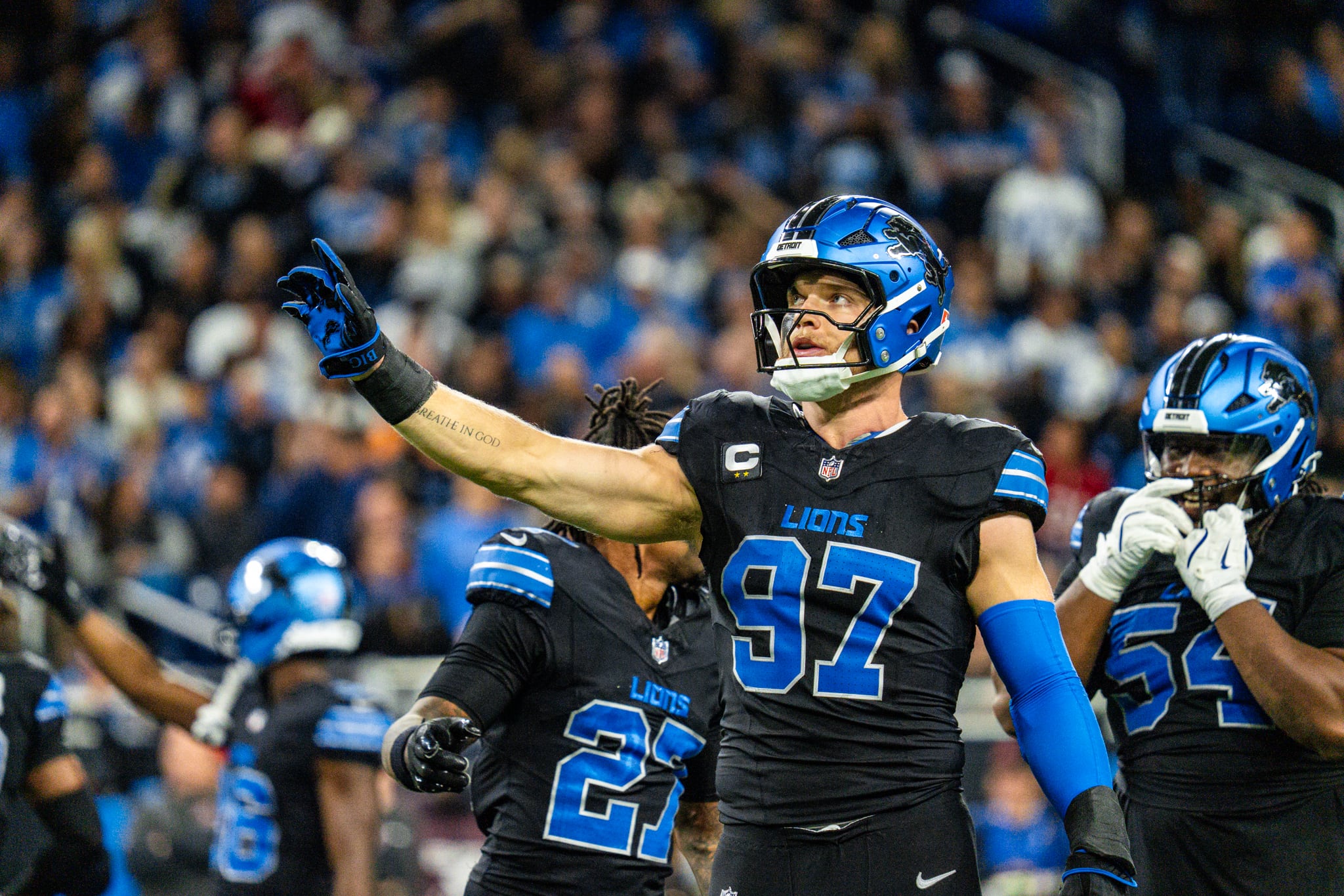 Just how important is Hutchinson to the Lions’ defense? The Detroit Lions announce concerning news about this star ahead of their match against the Eagles