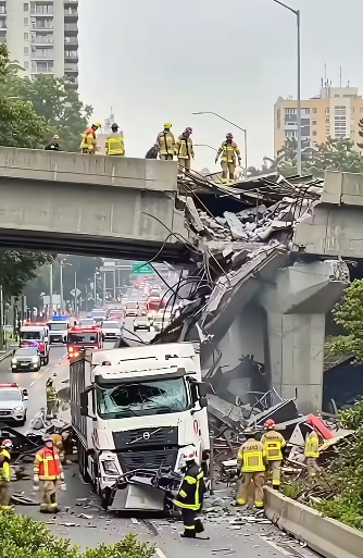A sh0cking collision unfolded as a semi-truck slammed into a city overpass pillar
