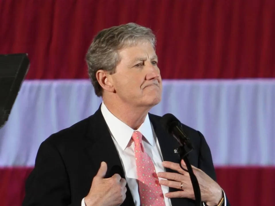 (Ch1)BREAKING: “Replace Pride Month.” Kennedy’s 9-word bomb just split the Internet.   It wasn’t a rant. It was calculated. Calm. Direct. Senator John Kennedy stepped to the mic and said: “Our heroes deserve the spotlight — not politics.”  Within hours, social media detonated. Supporters called it bold patriotism. Critics? A culture war strike.  But here’s what nobody expected: a growing push inside Congress to make it official — fast.   Is “Veterans Honor Month” about to be real? And who’s backing it behind closed doors?