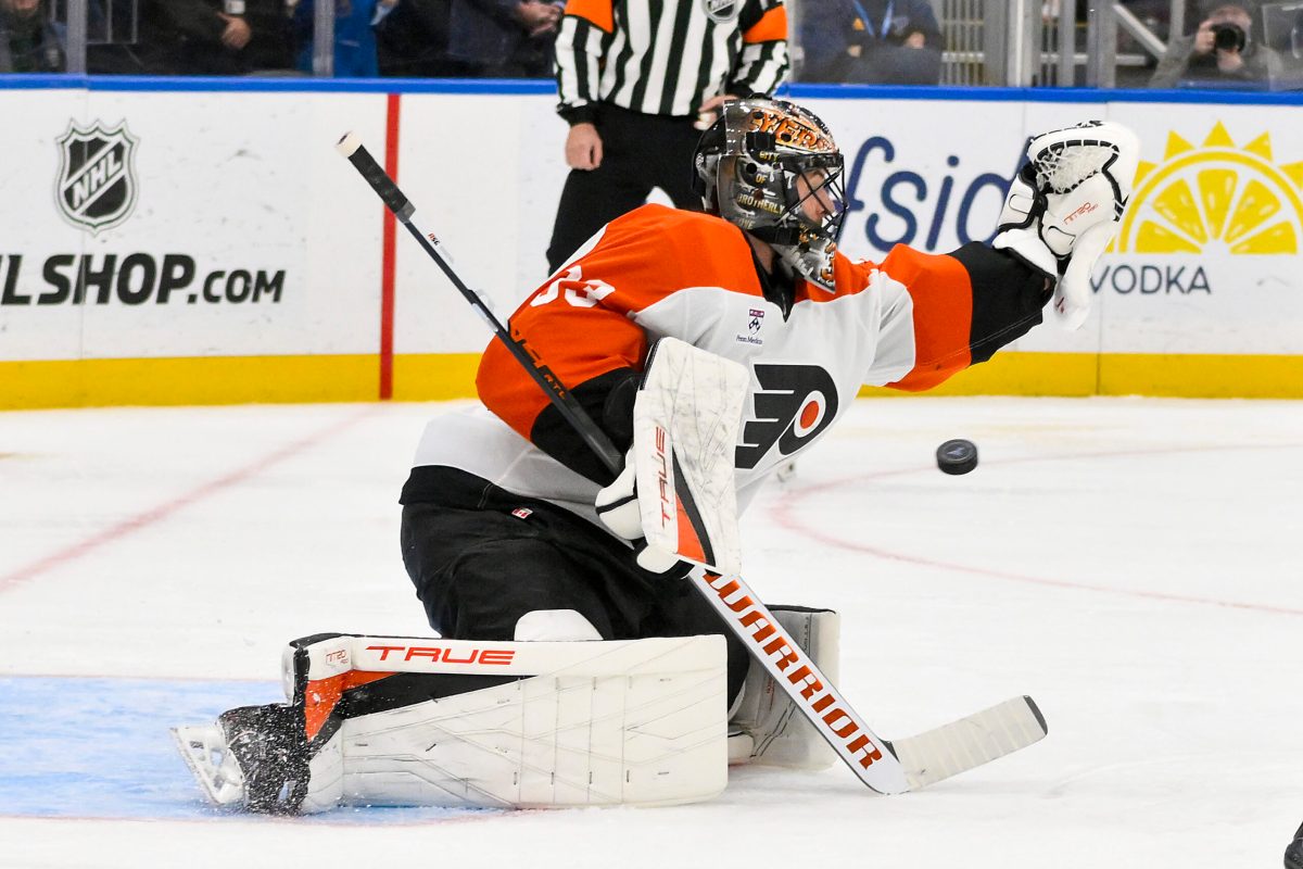 The Flyers have a Sam Ersson problem