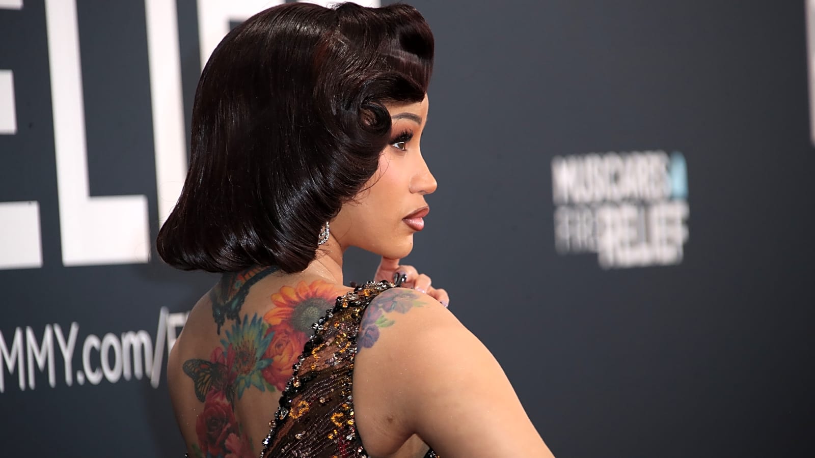 Cardi B teases exciting announcement ahead of boyfriend Stefon Diggs and Patriots' primetime game