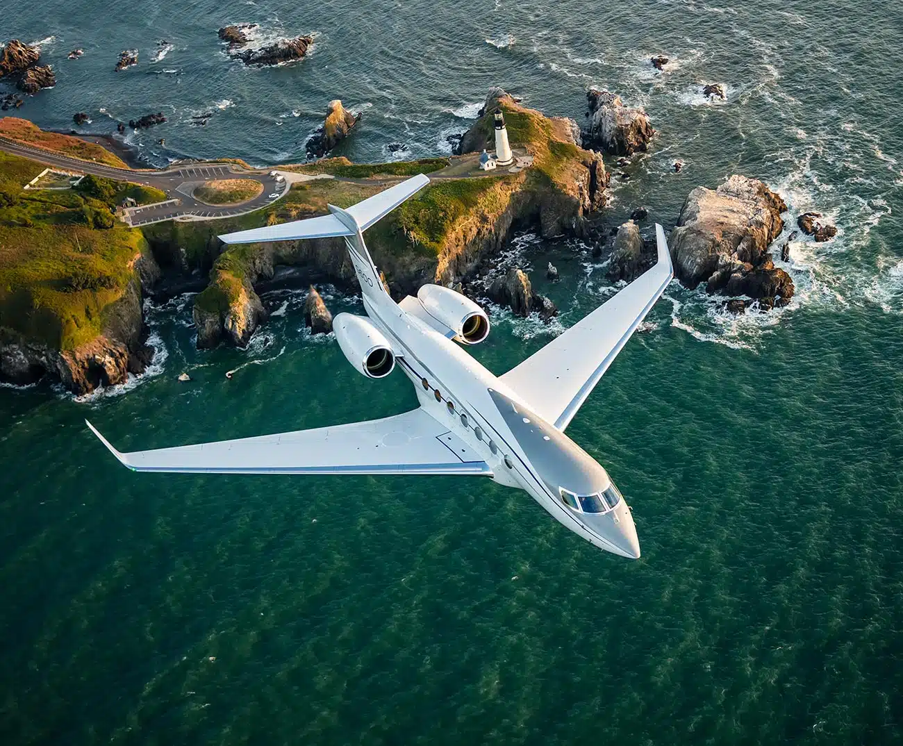 Unreal luxury in the sky as Elon Musk, Jeff Bezos, and Bill Gates flaunt $65M jets packed with jaw-dropping features .MD