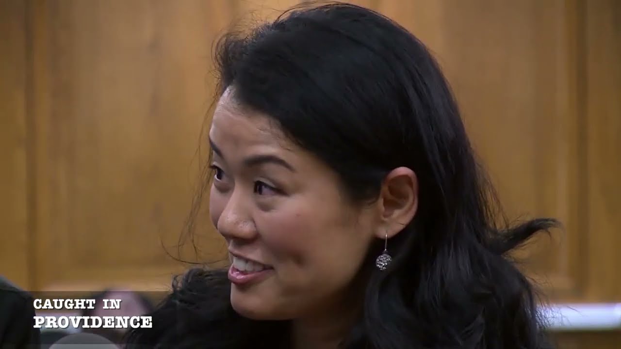 Woman’s Red Light Ticket Dismissed After Explanation Stirs Courtroom Amusement