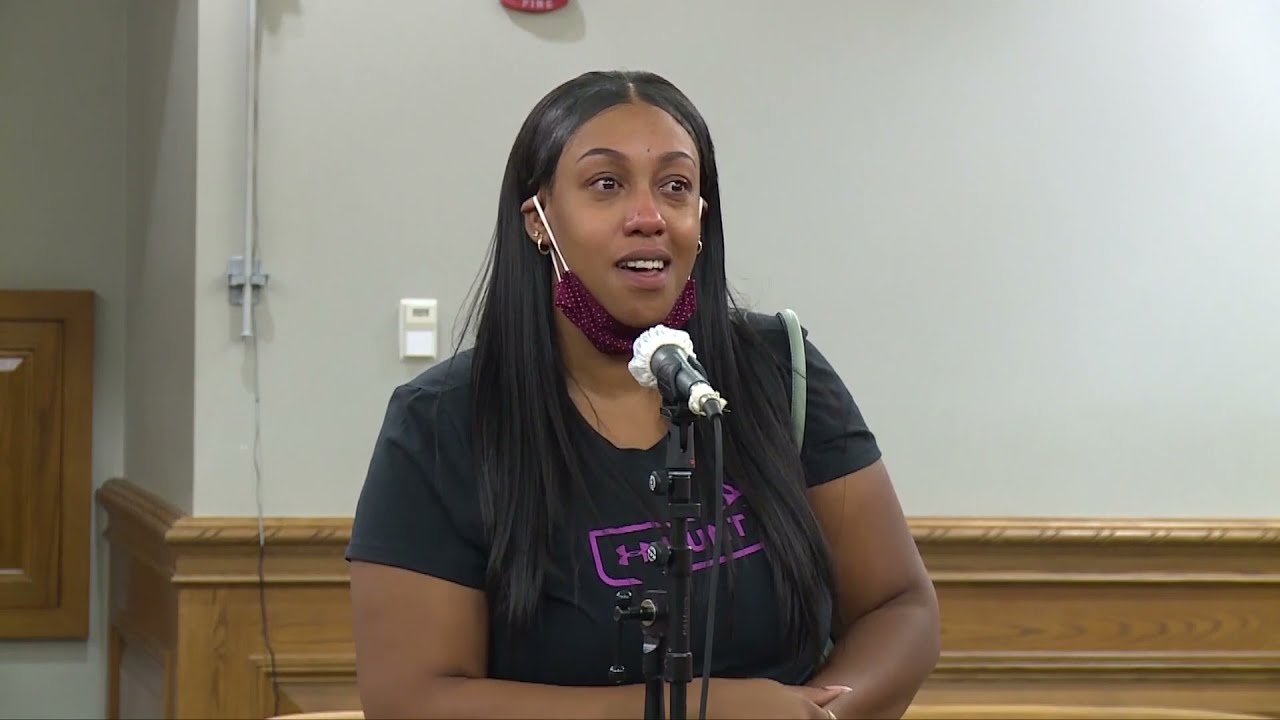 Judge Shows Compassion by Dismissing Tickets and Helping a Struggling Mother