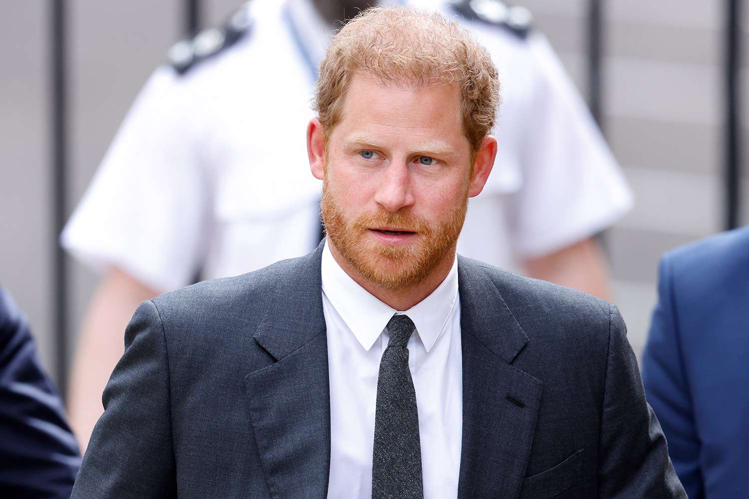 A Son in the Rain: The Night Prince Harry Returned to Diana’s Grave – And Why the World Still Feels His Pain