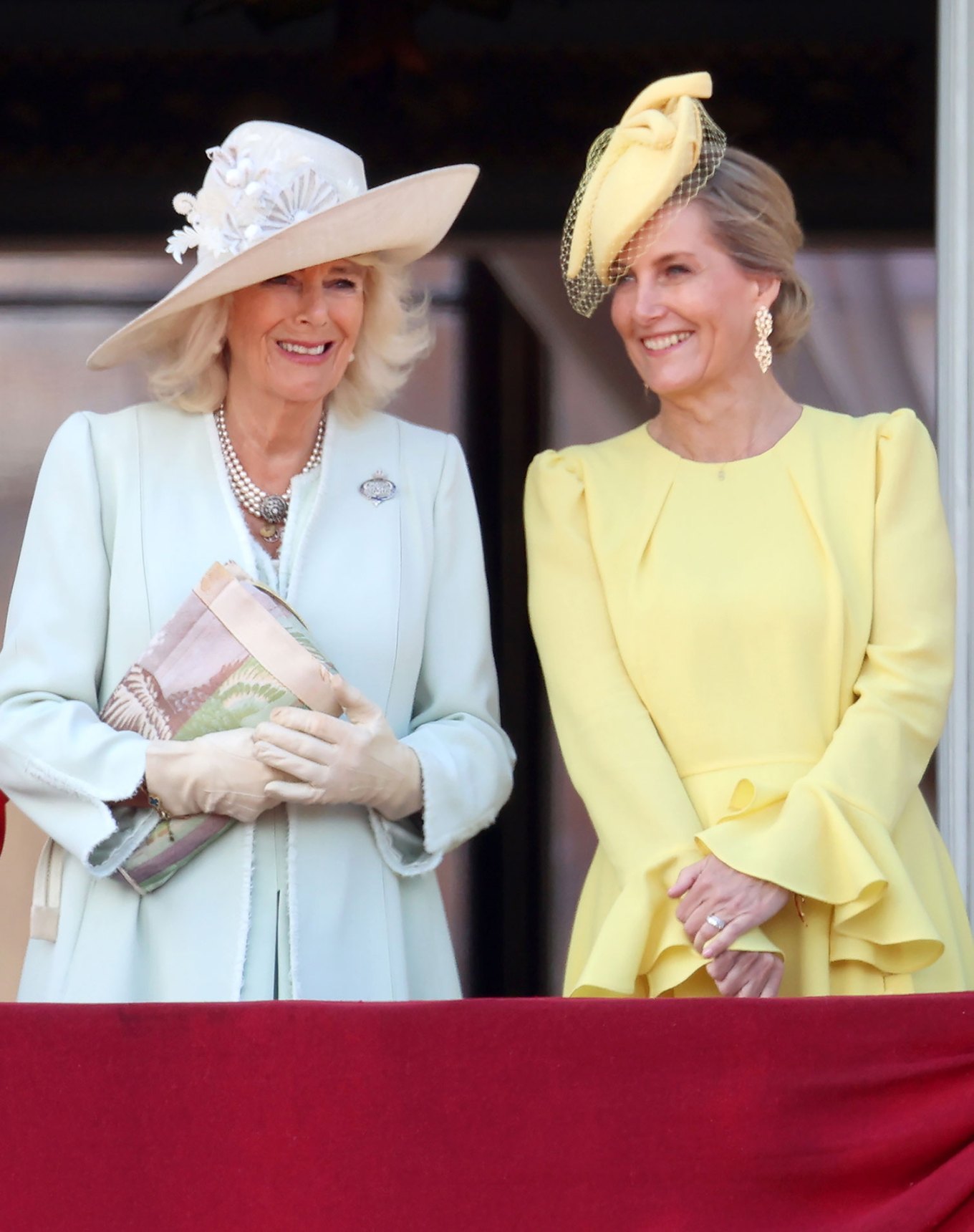 The Silent Standoff: Why Duchess Sophie’s Gaze Toward Queen Camilla Reveals More Than Words Ever Could