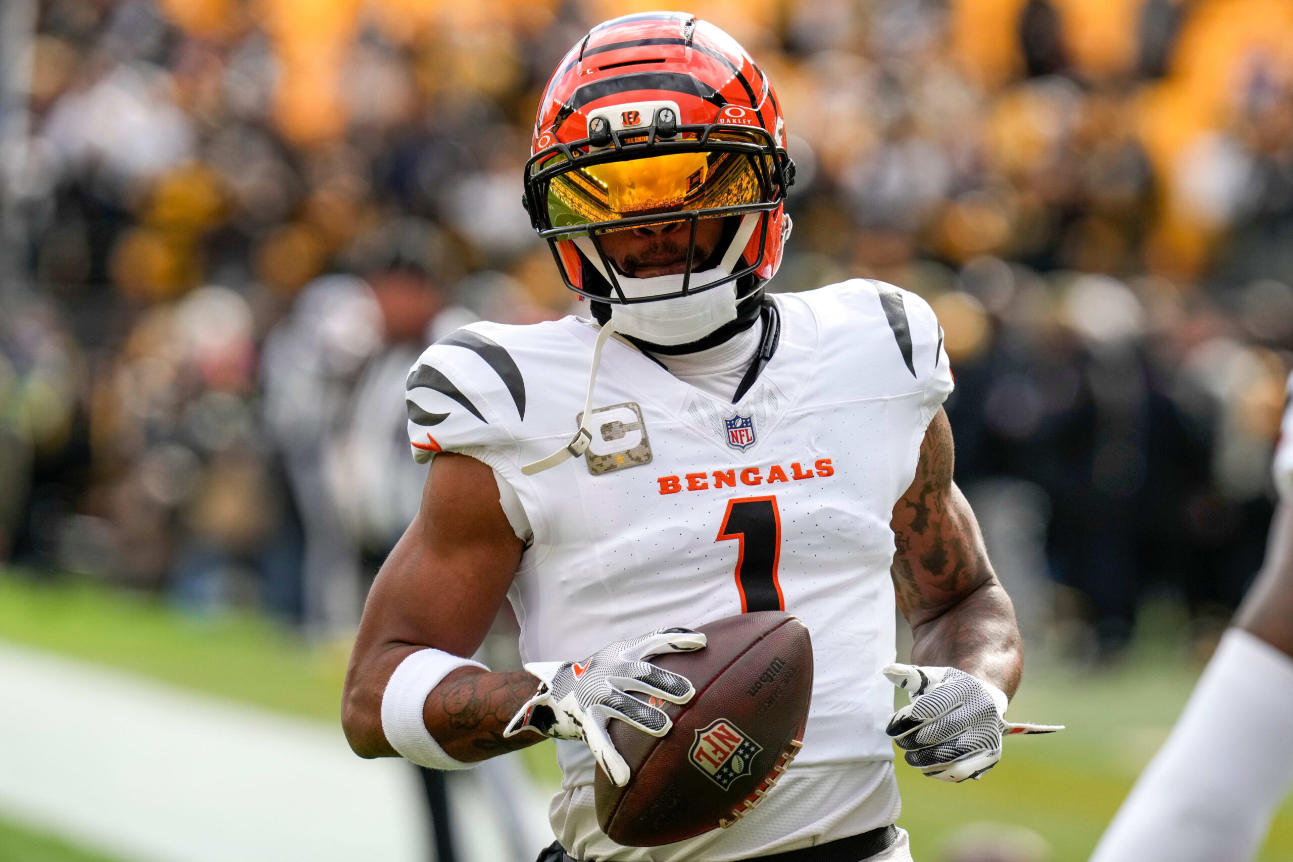 Fantasy Football Alert: Ja’Marr Chase Suspended for Alleged Spitting Incident – What’s Next for Week 12?