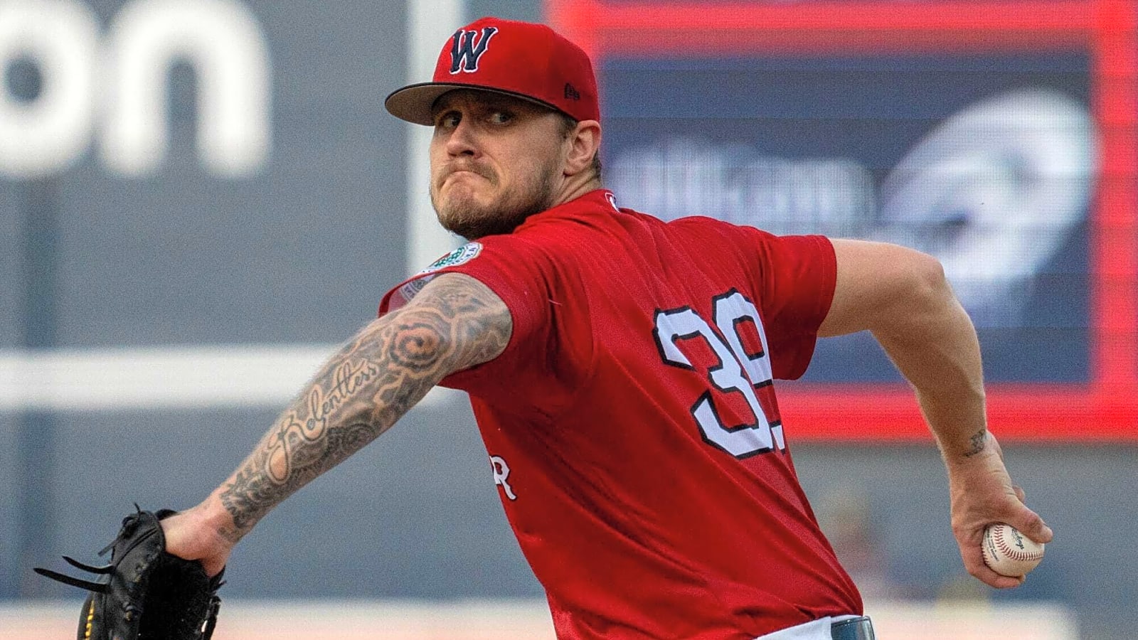 Red Sox likely to tender contract to Tanner Houck