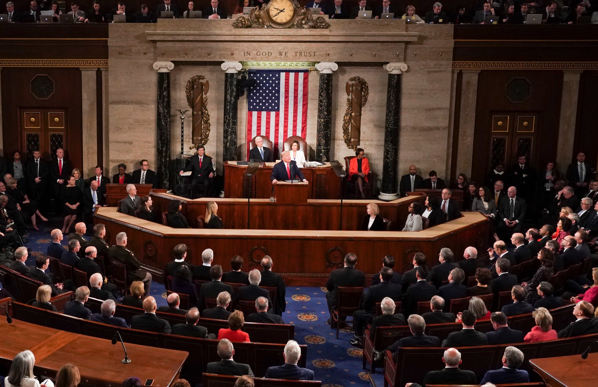 Democrats Join GOP to Pass Anti-Socialism Resolution Hours Before Trump–Mamdani White House Meeting